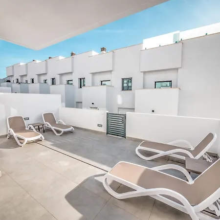 Hotell Luxurious House With Rooftop Terrace And Pool Nerja