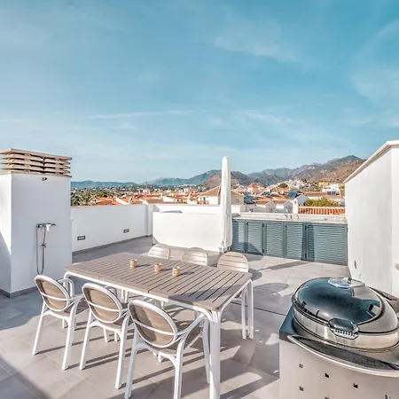 Hotell Luxurious House With Rooftop Terrace And Pool Nerja