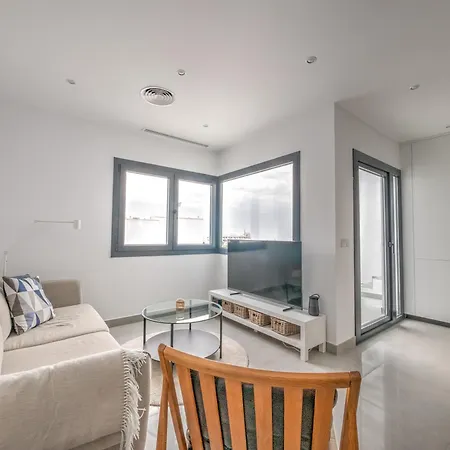 Hotell Luxurious House With Rooftop Terrace And Pool